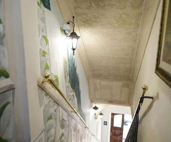 Zeus בית הארחה סן ג'ורג'ו יוניקו